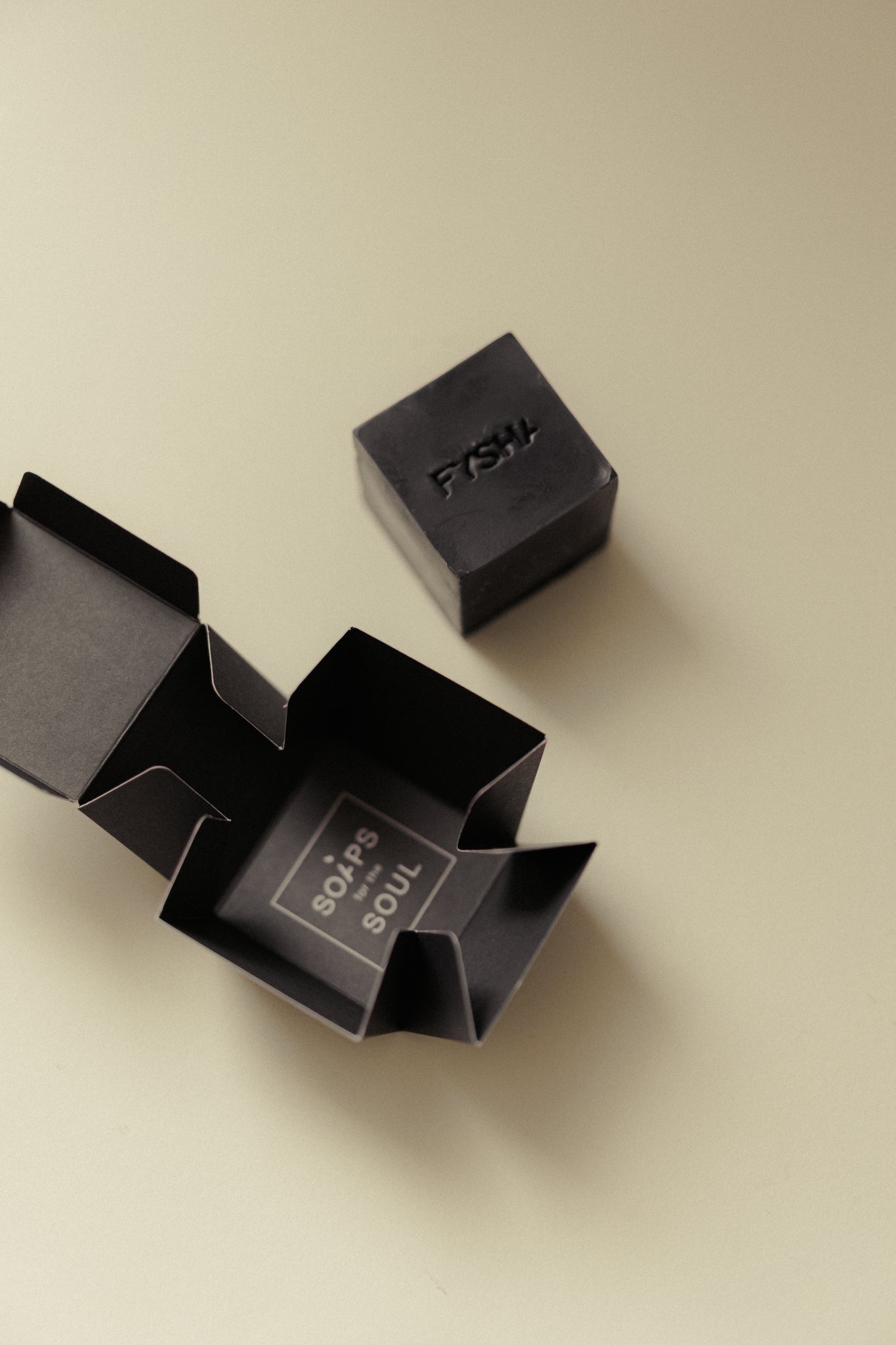 Activated coconut charcoal plam oil free soap bar for oily and acne-prone skin